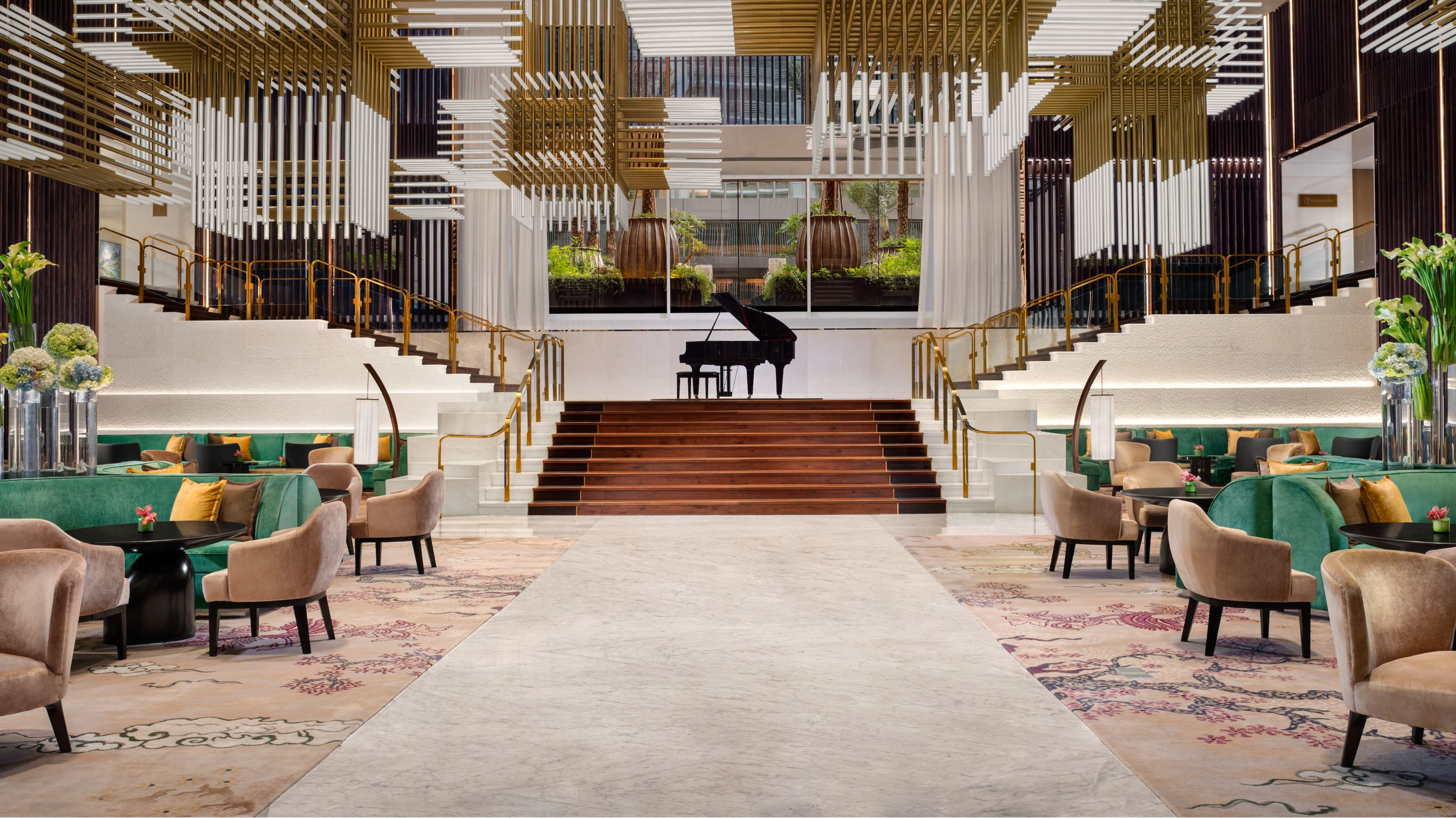 Lobby Elegan The St. Regis Jakarta – Jakarta Selatan